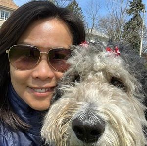 Meet your Posher, Debbie